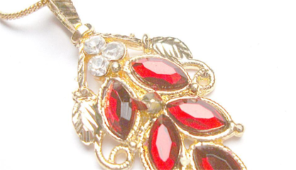 絲之吻 以飾品訴說柔情，用銷售編織時尚